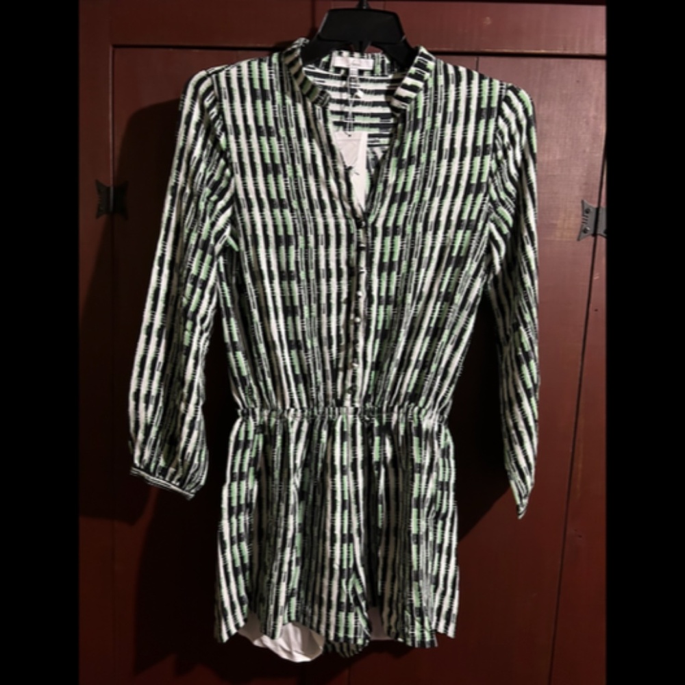 Jenn. Long Sleeve Geometric Romper Green, Black, White Size M - NWT